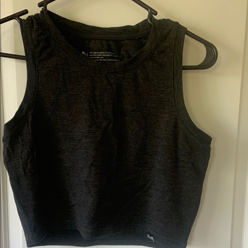 Charcoal gray sleeveless croptop
